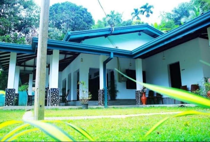 Salmanel Resort Ratnapura Exterior foto